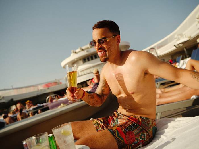 Virgin Voyages, The Aquatic Club 2.jpg